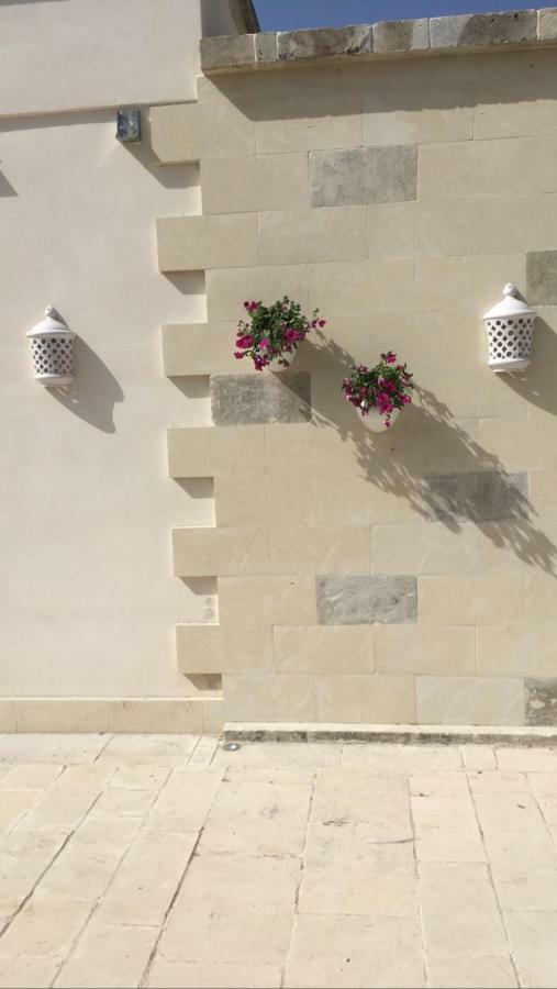 Bed and Breakfast Le Tre Colonne Melendugno Exterior foto